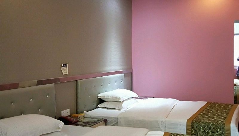 Camera - 100% Fashion Hotel