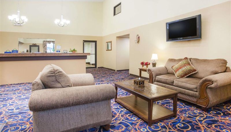 Sala - Days Inn by Wyndham Alma