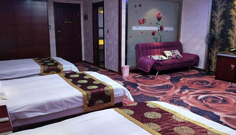 Zimmer - Peninsula Holiday Inn