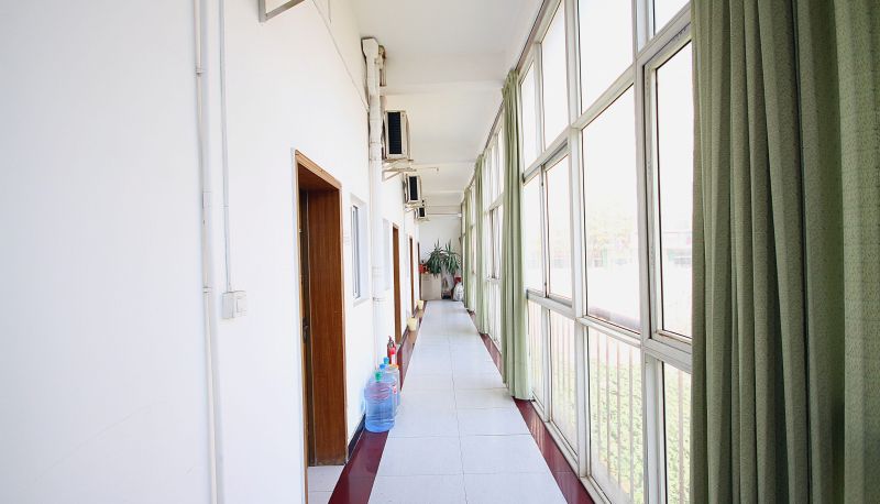 Zewnętrzna część hotelu - Juxin Hotel