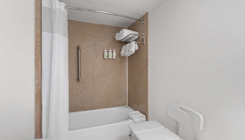 Camera - Baymont by Wyndham Orlando North Millenia
