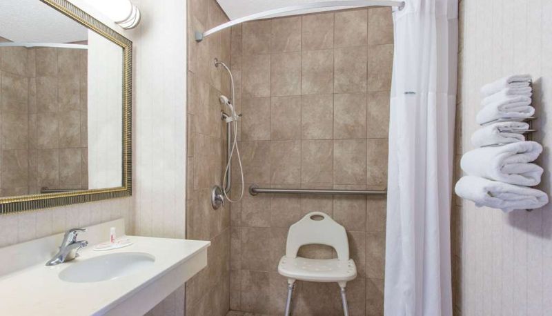 Zimmer - Days Inn by Wyndham Princeton