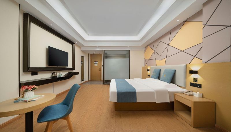 Camera business - No.1 Hotel