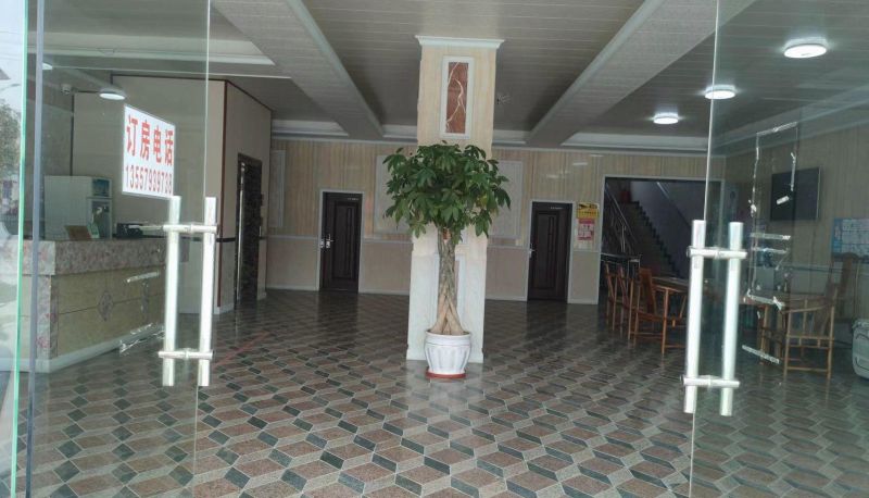 Area esterna dell'hotel - Jinbaili Hotel