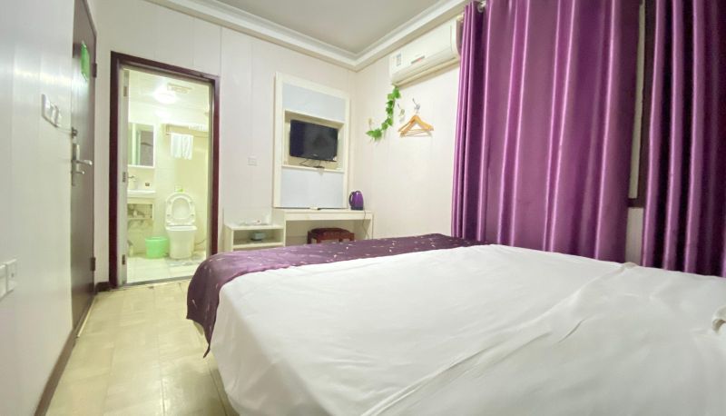 Camera - Preferred Hotel (Xiantao Shopping Mall)