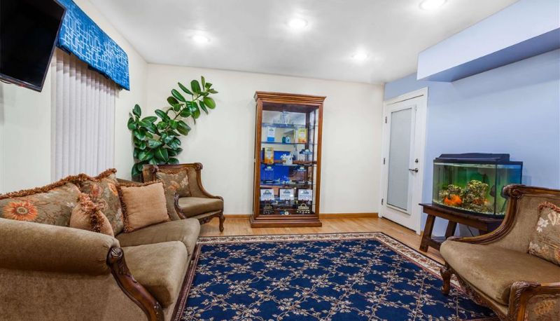 Sala - Days Inn by Wyndham Hampton