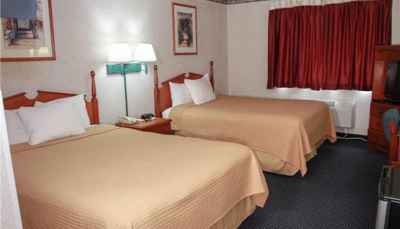 Camera - Travelodge by Wyndham Guymon