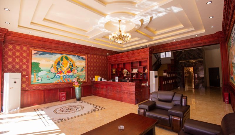 Zewnętrzna część hotelu - Maqinggangri Hotel