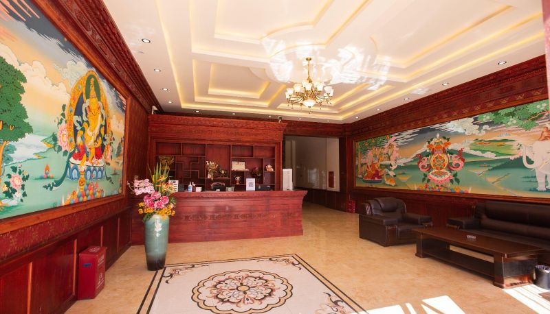 Zewnętrzna część hotelu - Maqinggangri Hotel