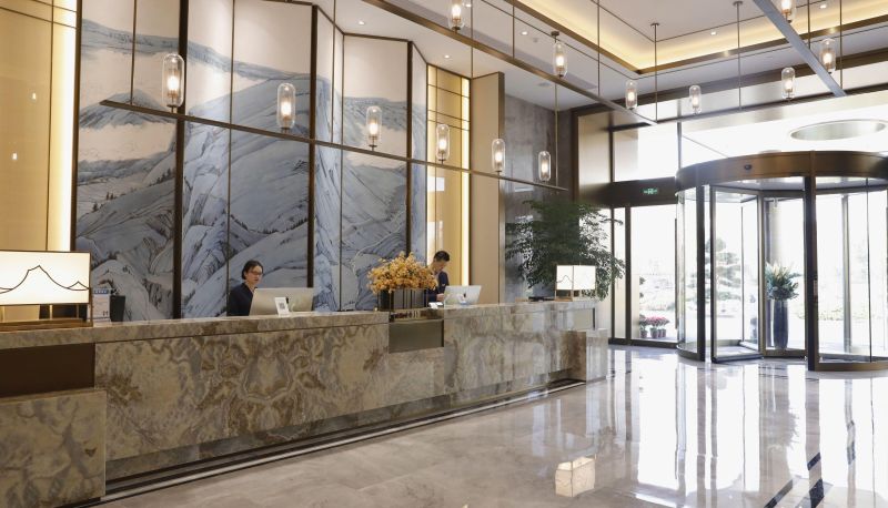 Area esterna dell'hotel - Stern International Hotel