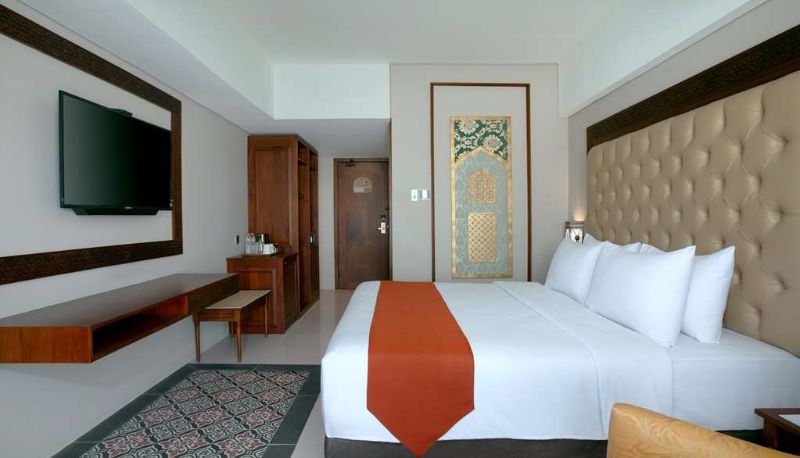 Zimmer - Alhambra Hotel & Convention BW Signature Collection