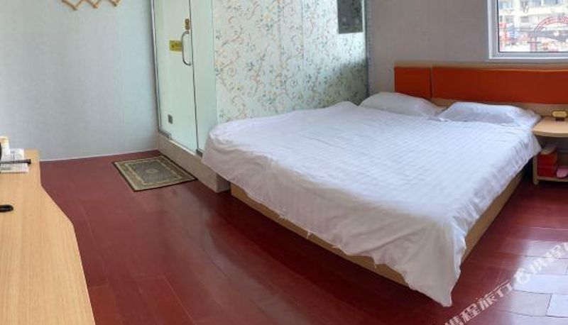 Camera - Tianjin Xinmeiyuan Express Hotel