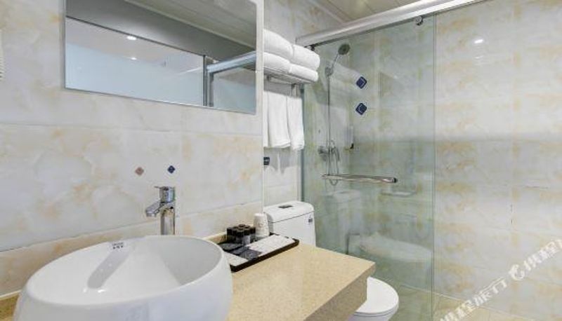 Camera - Viva Jincheng Hotel (Tianjin Xianyang Road Subway Station)