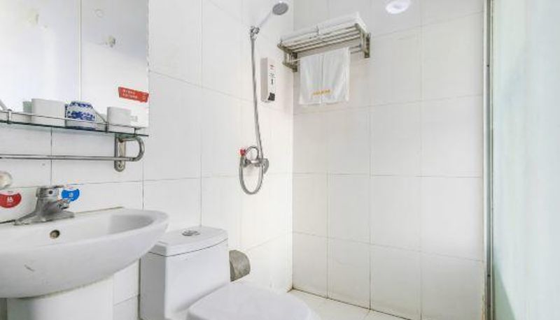 Zimmer - OYO Tianjin Longfa Hotel