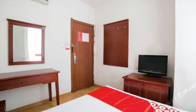 Zimmer - OYO Tianjin Longfa Hotel
