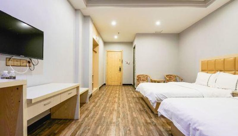 Room - JiangHeZhuTiJiuDian