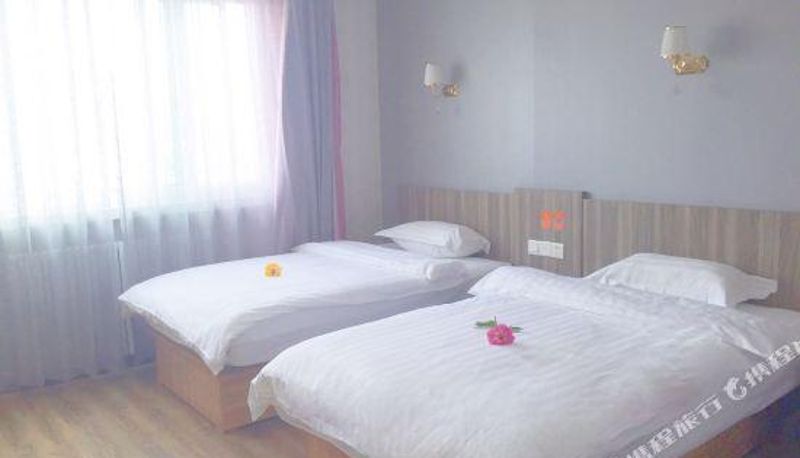 Zimmer - Huaxuan Hotel (Baoding Xiong'an New Area Baiyangdian Station Branch)