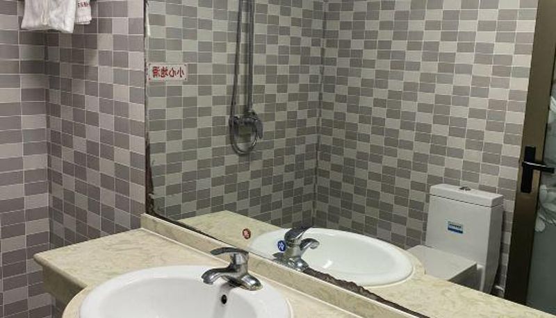 Zimmer - Zhou Hai Express Hotel