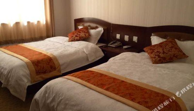 Zimmer - Mingshi Business Inn