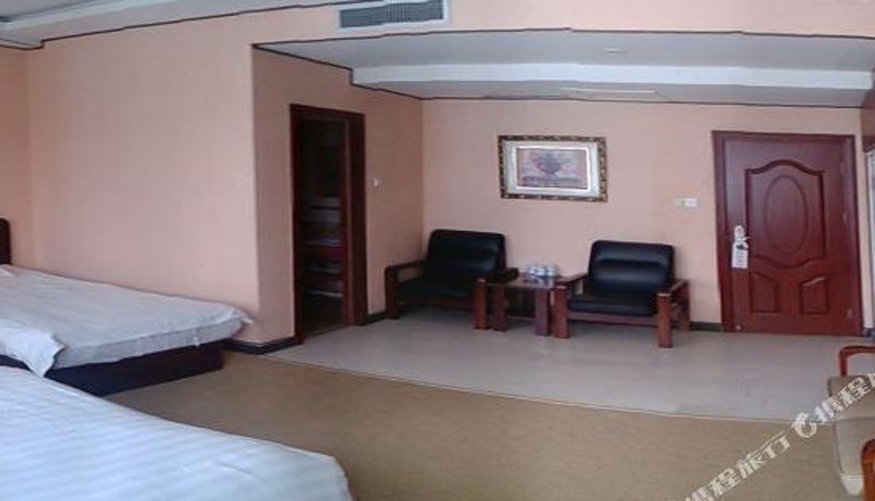Camera - Mingshi Business Inn