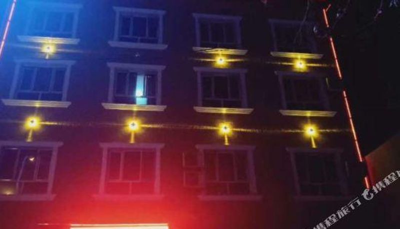 Vista esterna - Yecheng White Swan Hotel