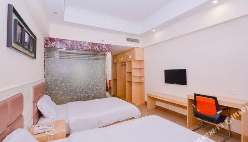 Zimmer - Manfei Hotel (Huamedian of Rongxian Railway Station)