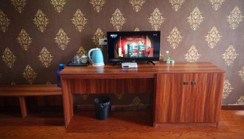 Camera - Yiyuanting Business Hotel