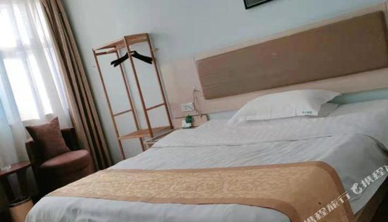 Camera business - Chenguang Boutique Chain Hotel