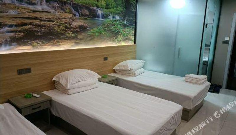 Zimmer - Qingxu Luyi Business Hotel