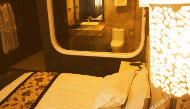 Interior view - Venice International Hotel
