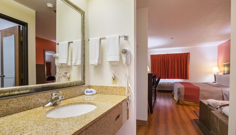 Apartamento - MOTEL 6 CROSSROADS MALL-WATERLOO
