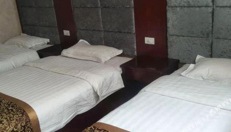 Pokój - Wutaishan Jiuhong Hotel