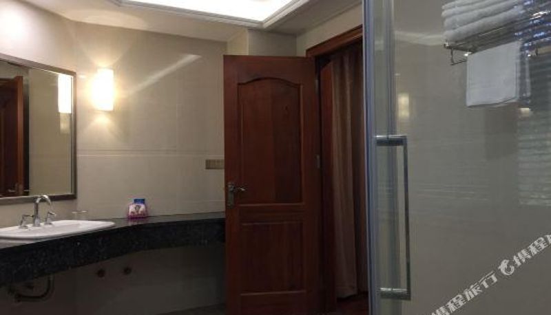 Pokój typu family - Xinfeng Songjing Hot Spring Resort