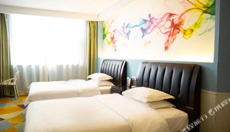 Zimmer - Yuechao Impression Fashion Hotel