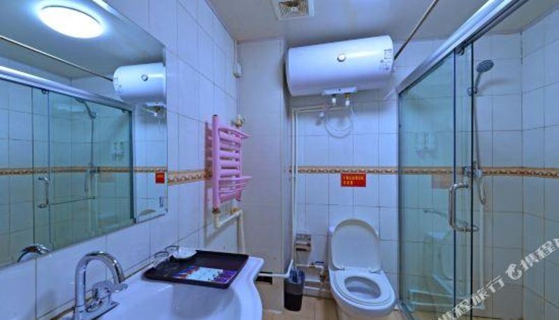 Pokój typu family - Changhai Hotel