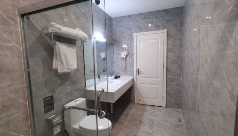 Zimmer - 92 Bayin Box Entertainment Hotel