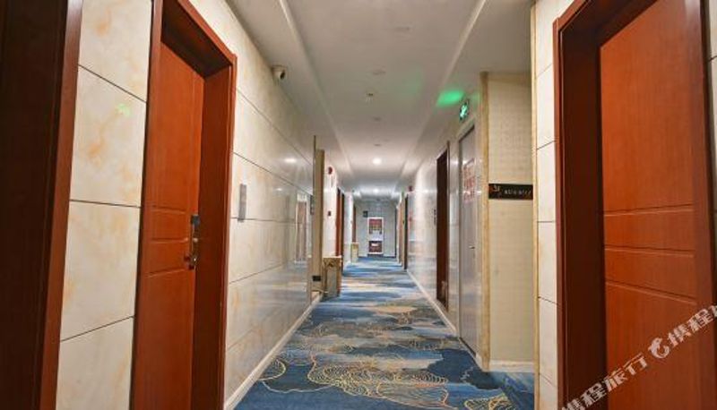 Reception - Jinzhai Hualian Business Hotel