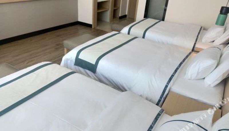 Camera - City Convenience Hotel (Jinzhai Yaxia Branch)