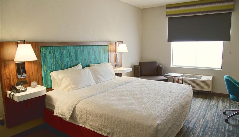 Camera - Hampton Inn & Suites by Hilton Cathedral City Palm Springs