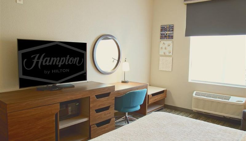 Camera - Hampton Inn & Suites by Hilton Cathedral City Palm Springs
