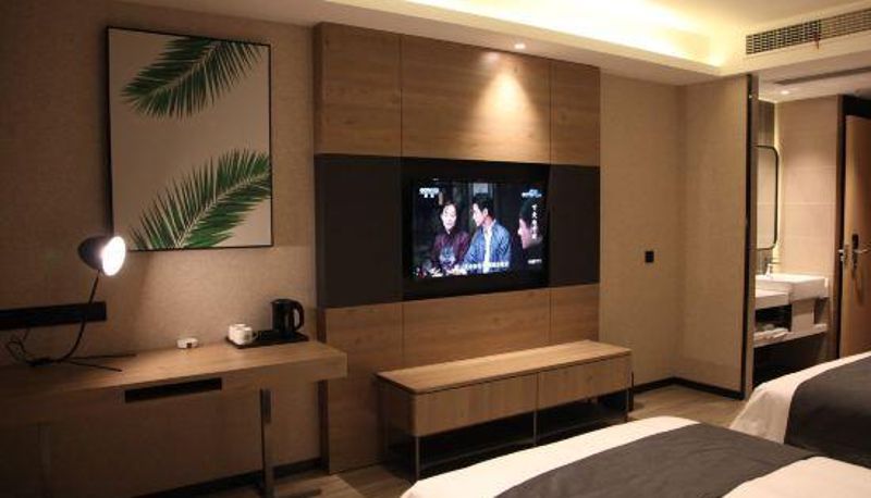 Zimmer - Shangke Youpin Hotel (Zixi Quanlong Film and Television City)