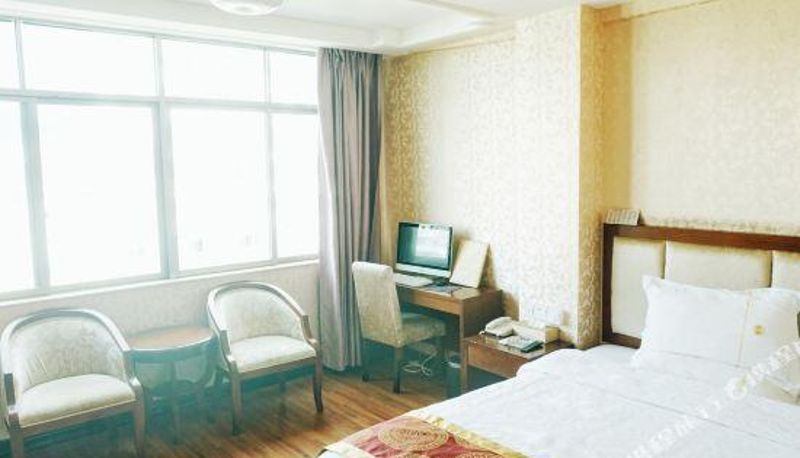Zimmer - Jishui Longxin Business Hotel