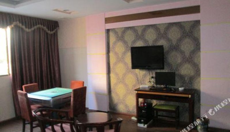 Zimmer - Jishui Yueliangwan Business & Living Center