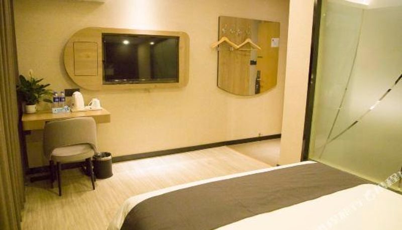 Zimmer - Shangke Youpin Hotel Xinzheng Shuanghu Avenue Subway Station Branch