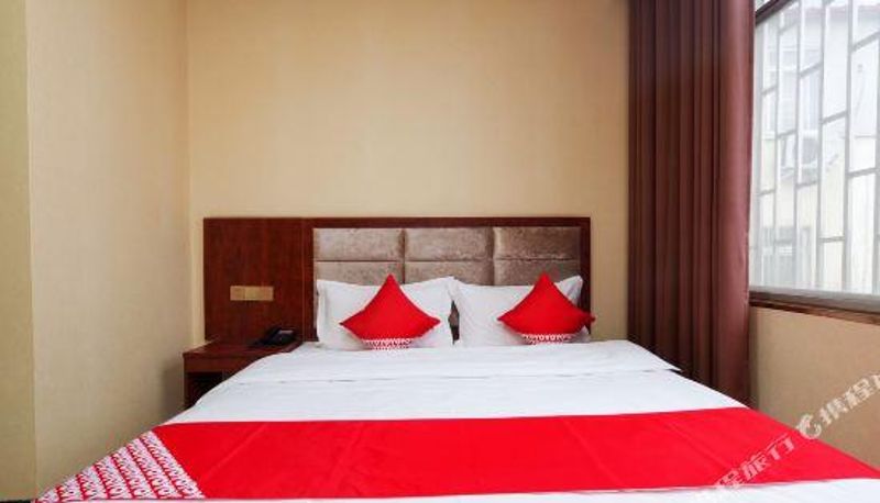 Habitación - OYO Xinzheng Leyuan Hotel