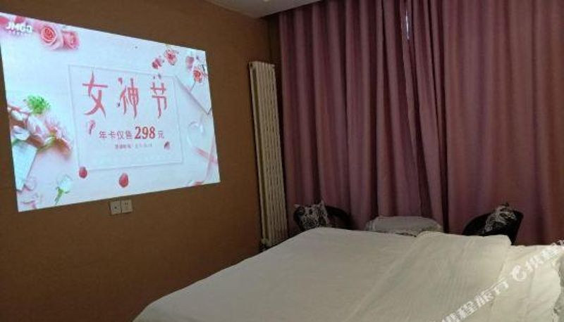 Camera - Xinzheng minimalist apartment