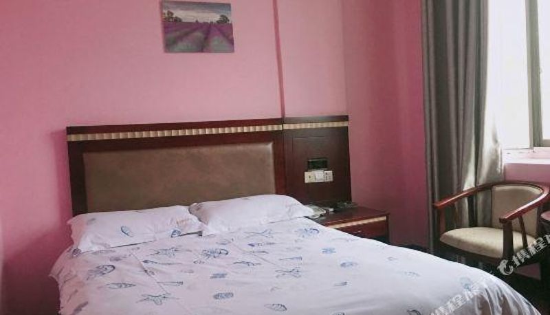 Camera - Taihe Jiahe Business Hotel
