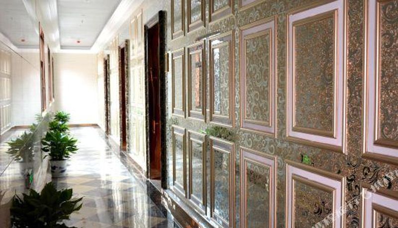 Wellness- und Fitnessbereich - Taihe Wentian Hotel