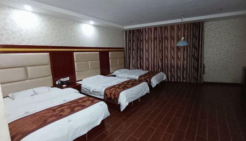 Pokój - Ziyun Emperor Hotel