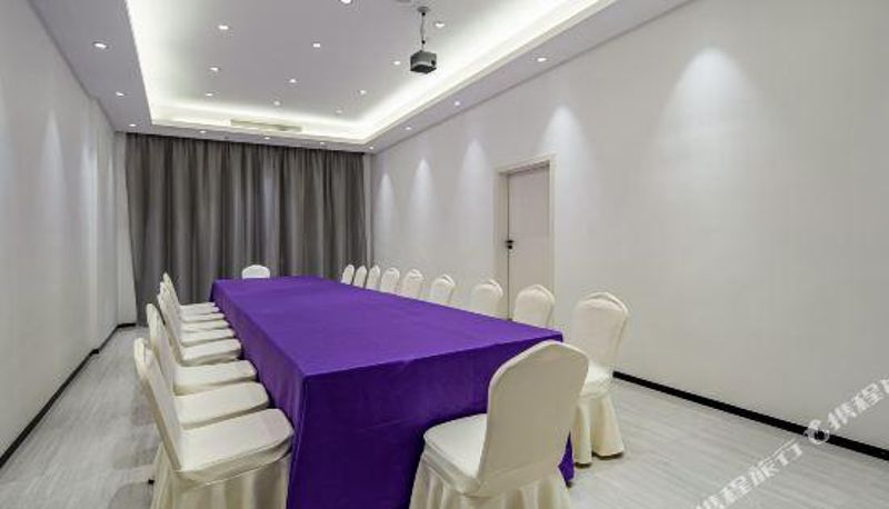 Vista interna - Echarm Hotel (Guigang Pingnan Central Square)